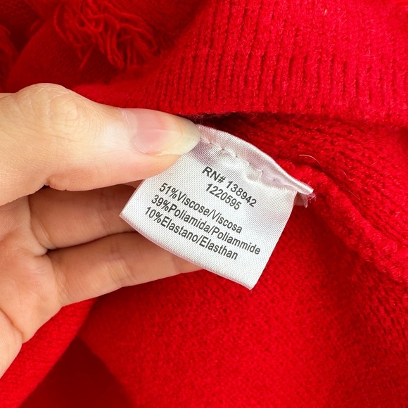 ontwelfth Red Fringey Sweater, Bright Red Knit Crewneck Sweater, Size Medium - Picture 9 of 16